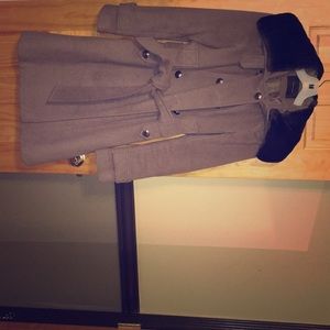 Tahari dress coat - worn once - great condition 🌸